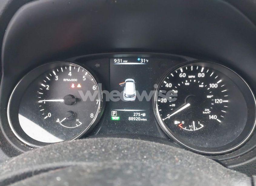 Photo 7 of 2017 Nissan Rogue SV (VIN JN8AT2MVXHW003255)