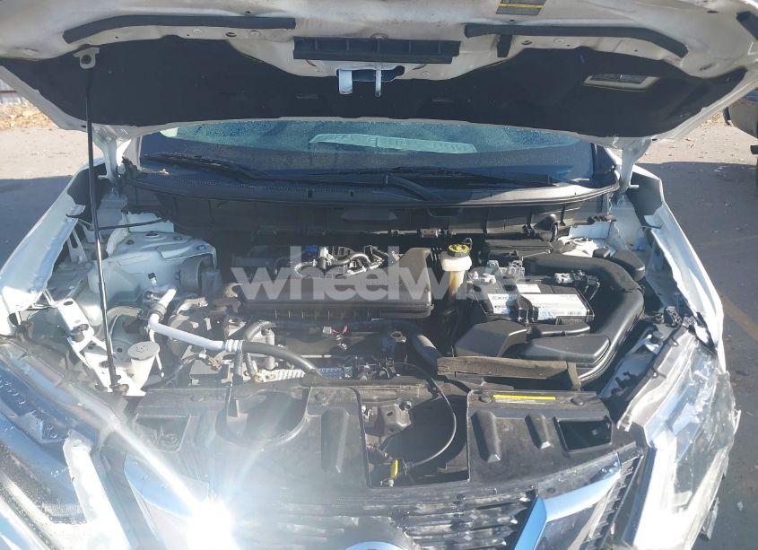 Photo 10 of 2017 Nissan Rogue S (VIN JN8AT2MVXHW007631)