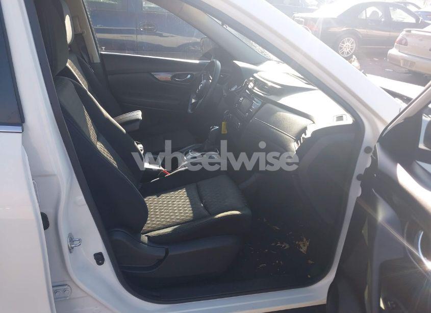 Photo 5 of 2017 Nissan Rogue S (VIN JN8AT2MVXHW007631)