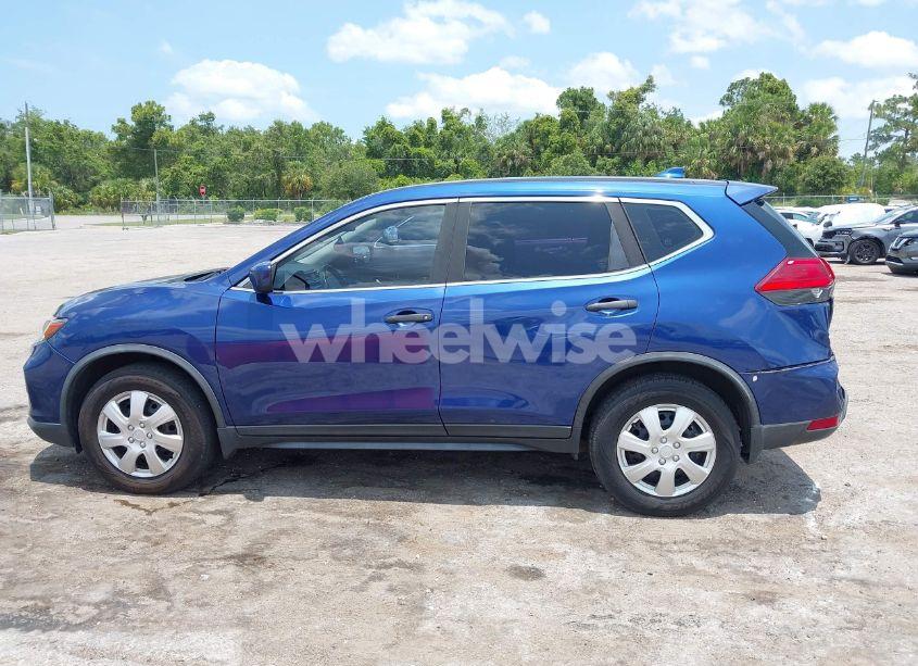 Photo 13 of 2017 Nissan Rogue S (VIN JN8AT2MVXHW011131)