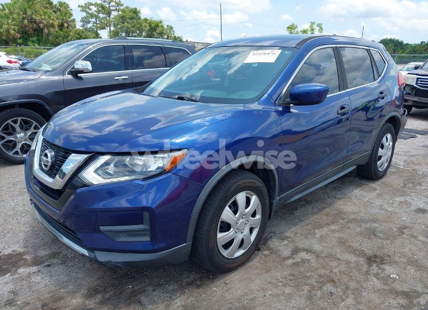 Photo 2 of 2017 Nissan Rogue S (VIN JN8AT2MVXHW011131)