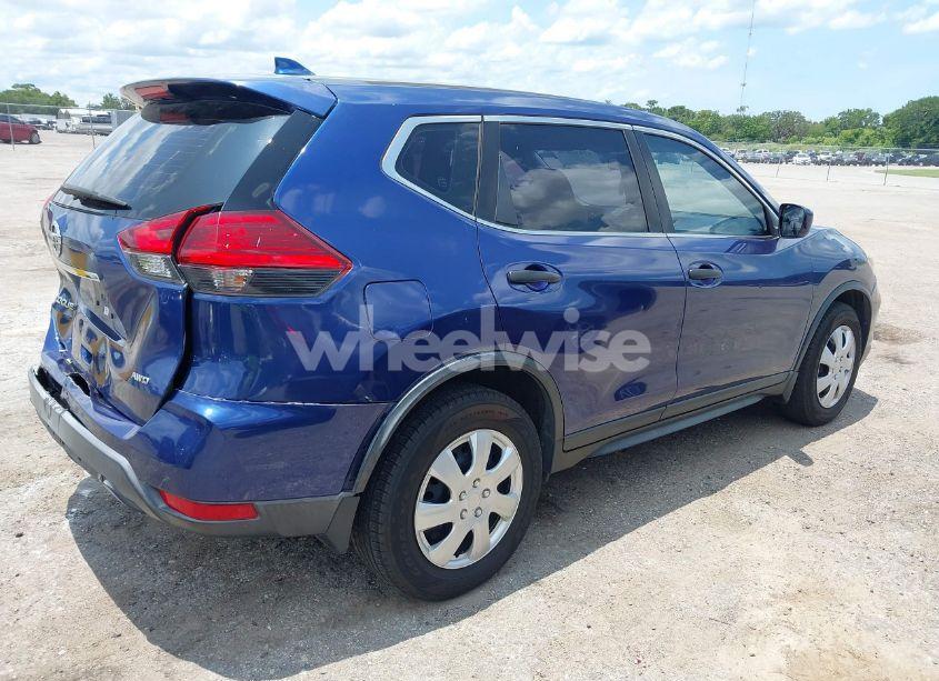 Photo 4 of 2017 Nissan Rogue S (VIN JN8AT2MVXHW011131)