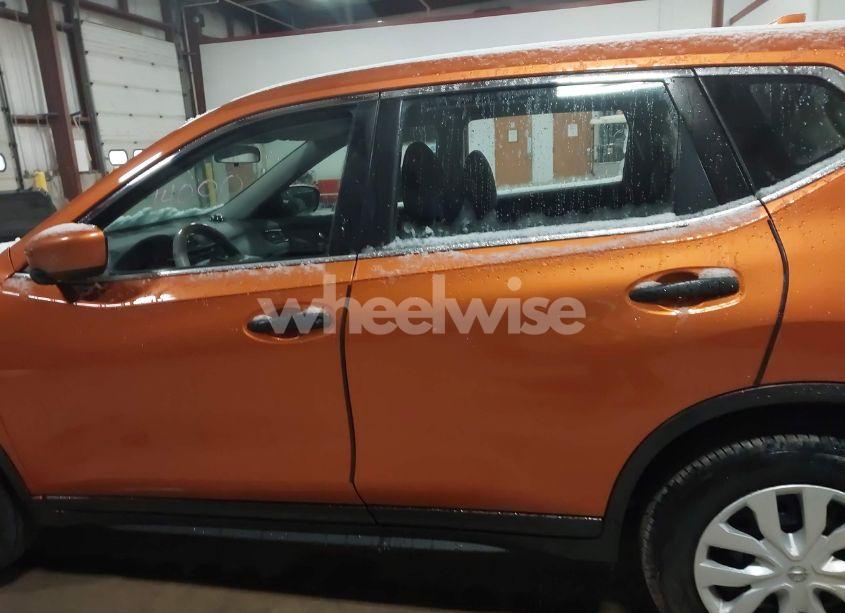 Photo 14 of 2017 Nissan Rogue S (VIN JN8AT2MVXHW014000)