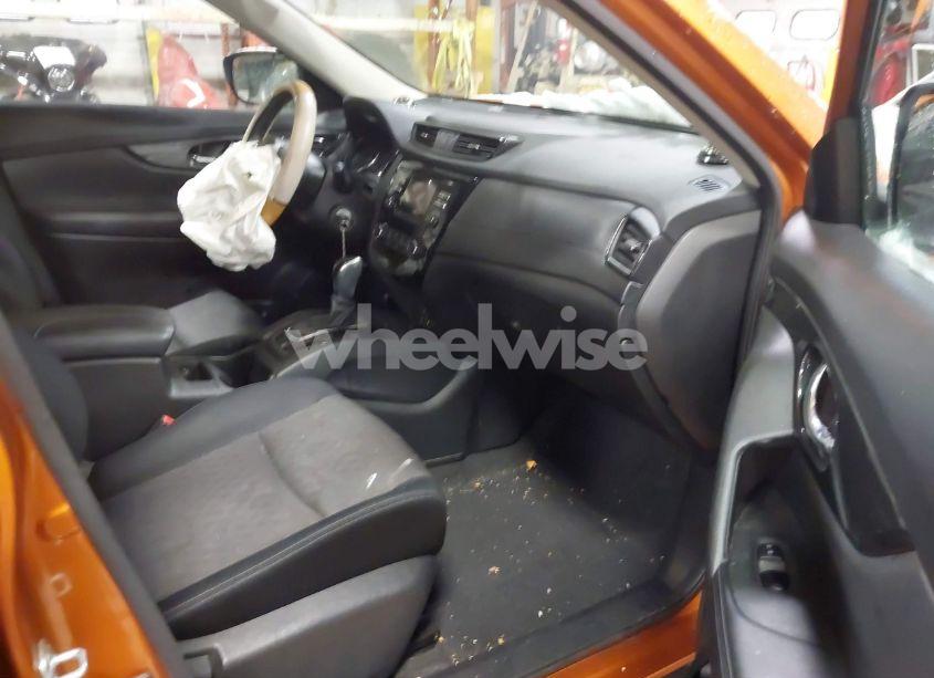 Photo 5 of 2017 Nissan Rogue S (VIN JN8AT2MVXHW014000)