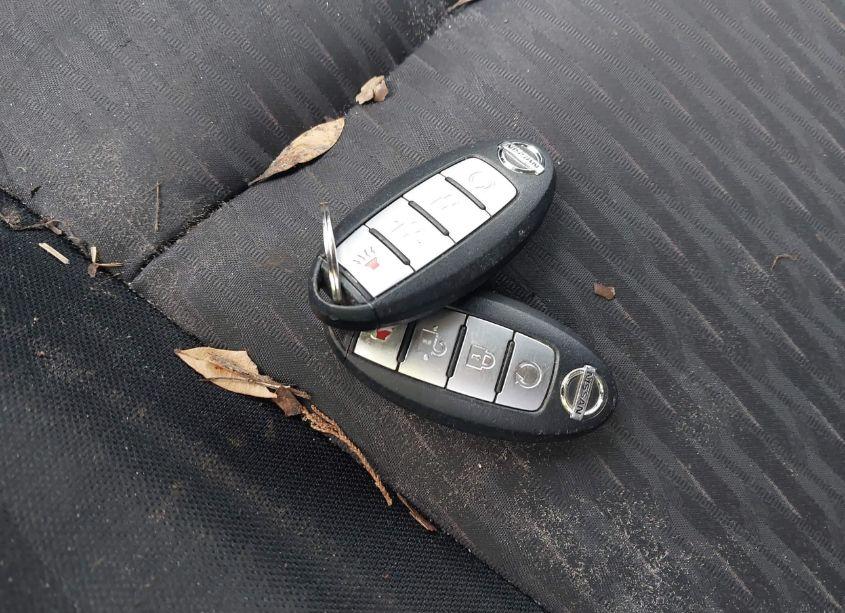 Photo 11 of 2017 Nissan Rogue SV (VIN JN8AT2MVXHW018452)