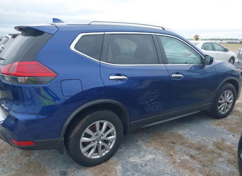 Photo 13 of 2017 Nissan Rogue SV (VIN JN8AT2MVXHW018452)