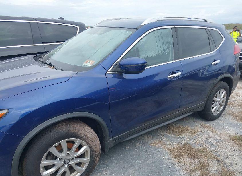 Photo 14 of 2017 Nissan Rogue SV (VIN JN8AT2MVXHW018452)