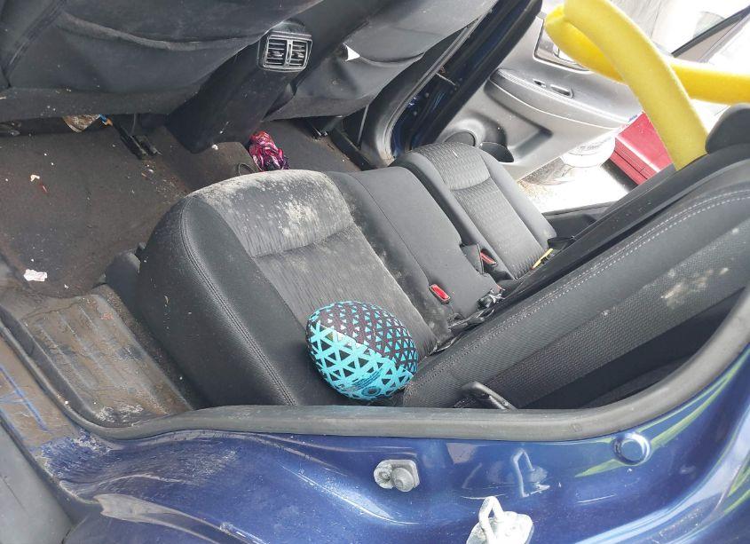 Photo 6 of 2017 Nissan Rogue SV (VIN JN8AT2MVXHW018452)