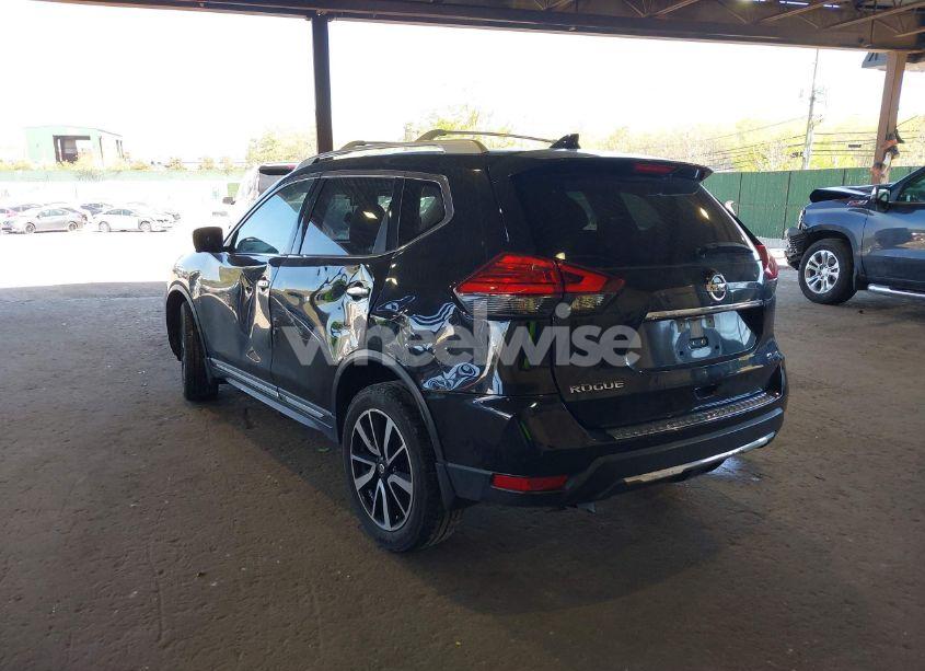 Photo 3 of 2017 Nissan Rogue SL (VIN JN8AT2MVXHW018953)