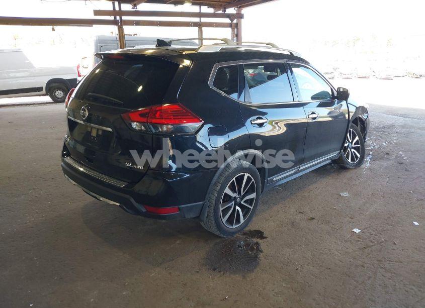 Photo 4 of 2017 Nissan Rogue SL (VIN JN8AT2MVXHW018953)