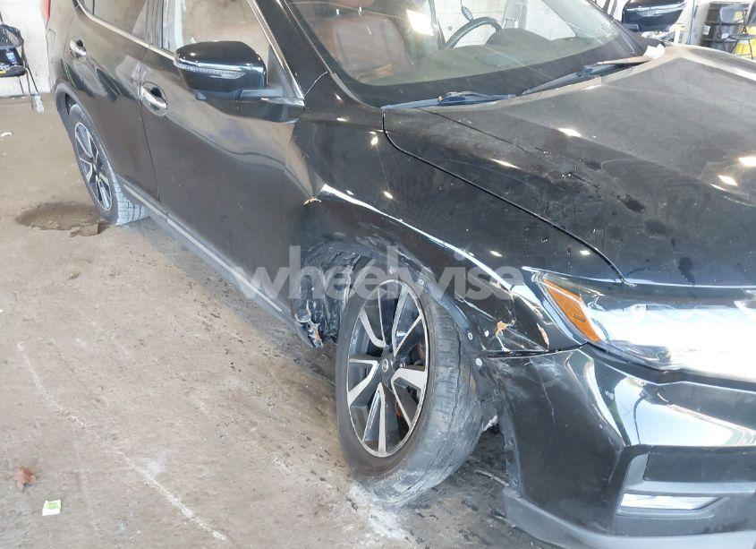 Photo 6 of 2017 Nissan Rogue SL (VIN JN8AT2MVXHW018953)