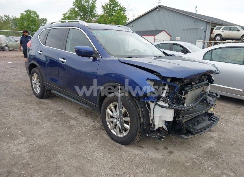 2017 Nissan Rogue SV (VIN JN8AT2MVXHW021593) main photo