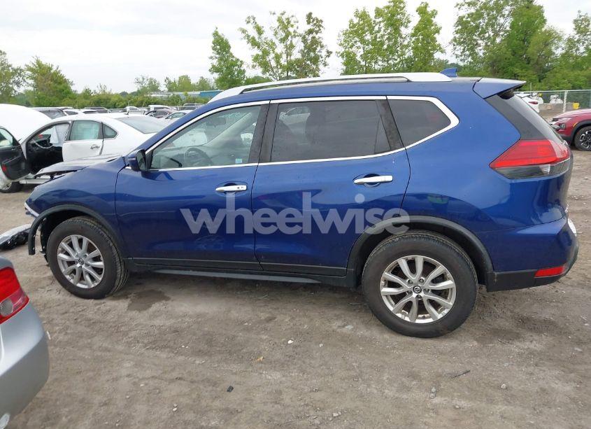 Photo 15 of 2017 Nissan Rogue SV (VIN JN8AT2MVXHW021593)