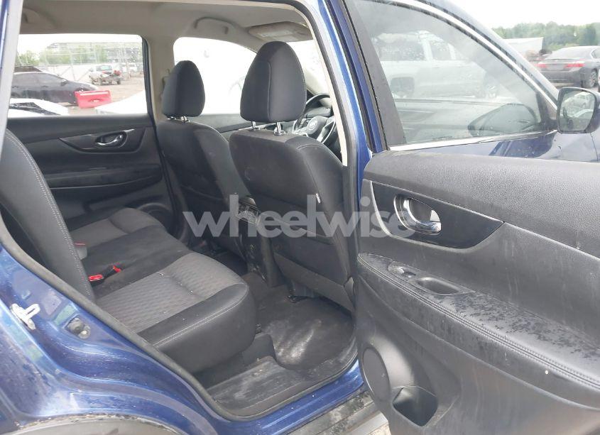 Photo 8 of 2017 Nissan Rogue SV (VIN JN8AT2MVXHW021593)