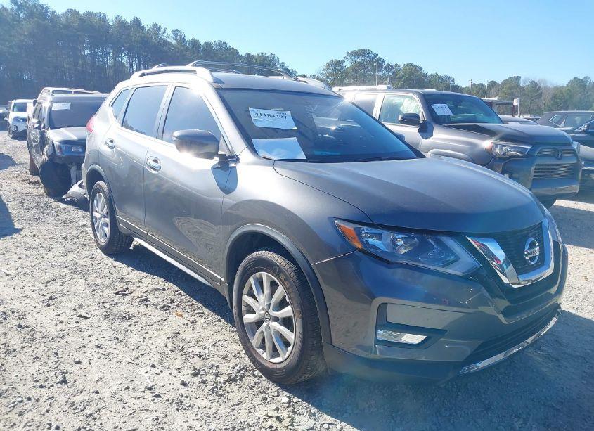 2017 Nissan Rogue SV (VIN JN8AT2MVXHW023182) main photo