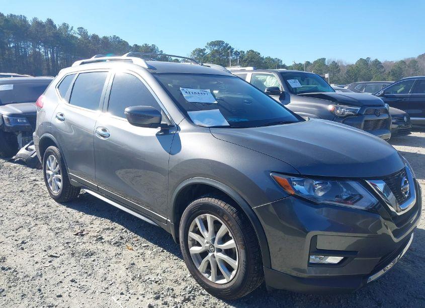 Photo 13 of 2017 Nissan Rogue SV (VIN JN8AT2MVXHW023182)