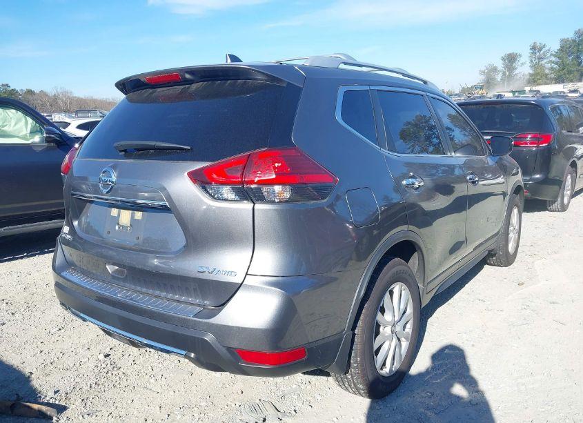 Photo 4 of 2017 Nissan Rogue SV (VIN JN8AT2MVXHW023182)