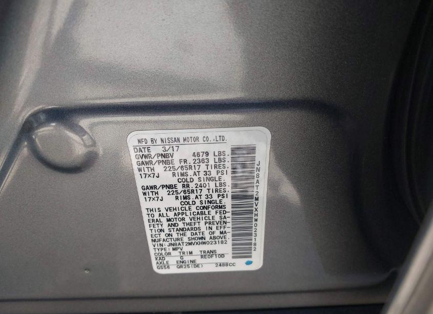 Photo 9 of 2017 Nissan Rogue SV (VIN JN8AT2MVXHW023182)