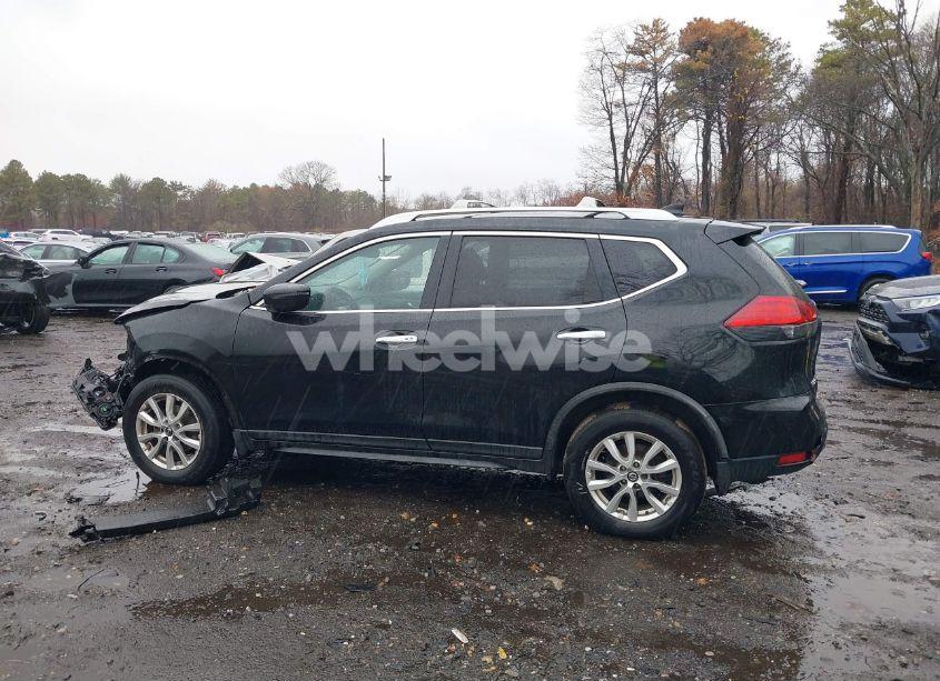 Photo 14 of 2017 Nissan Rogue SV (VIN JN8AT2MVXHW259914)