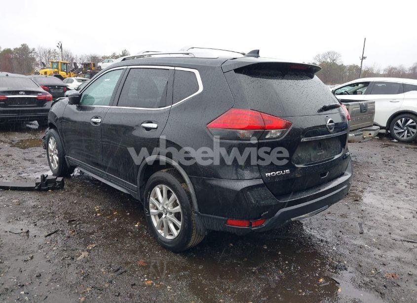 Photo 3 of 2017 Nissan Rogue SV (VIN JN8AT2MVXHW259914)