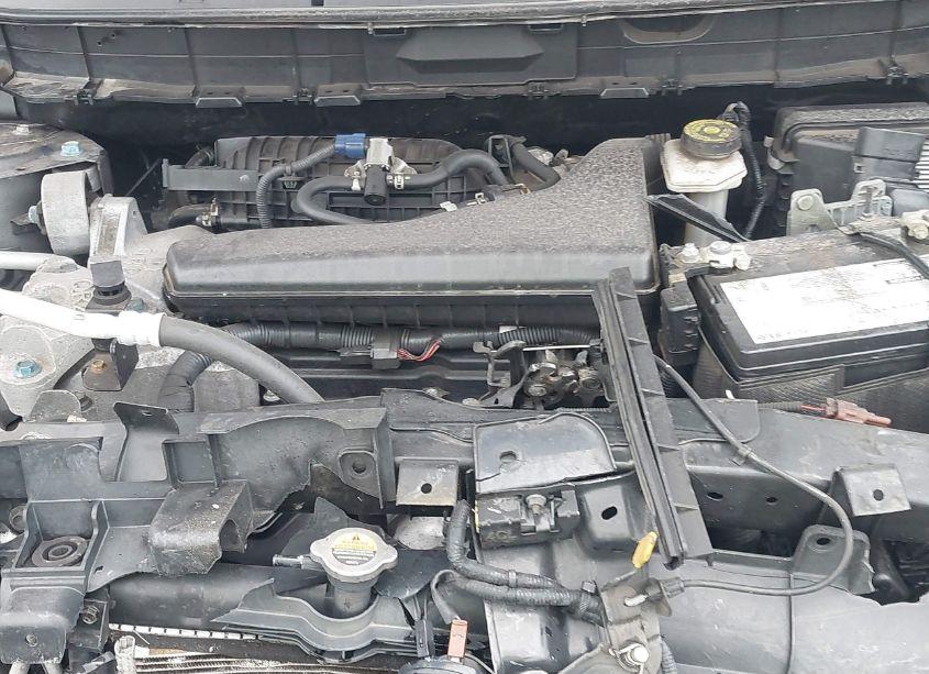 Photo 10 of 2017 Nissan Rogue SV (VIN JN8AT2MVXHW267043)