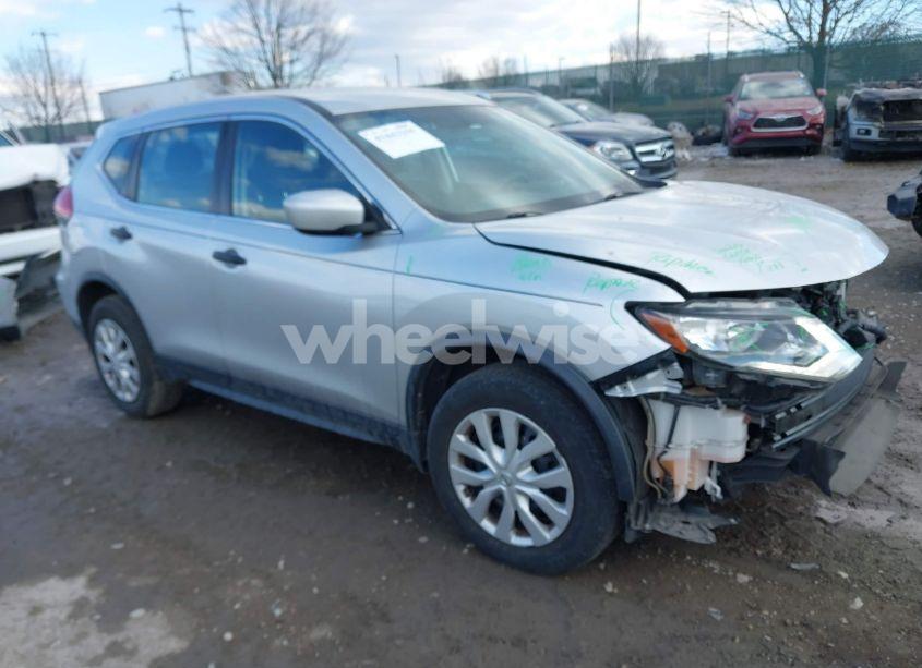 2017 Nissan Rogue S (VIN JN8AT2MVXHW268645) main photo