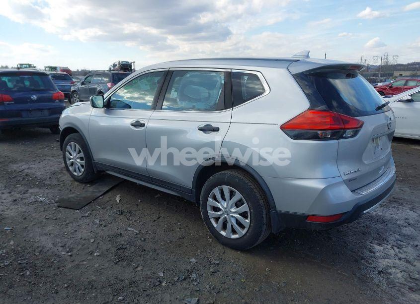 Photo 3 of 2017 Nissan Rogue S (VIN JN8AT2MVXHW268645)