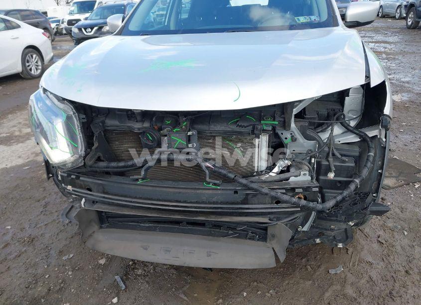 Photo 6 of 2017 Nissan Rogue S (VIN JN8AT2MVXHW268645)