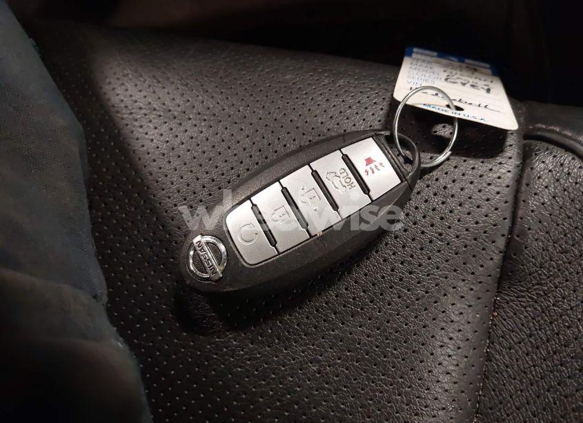 Photo 11 of 2017 Nissan Rogue SL (VIN JN8AT2MVXHW271870)