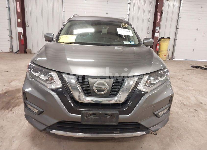 Photo 12 of 2017 Nissan Rogue SL (VIN JN8AT2MVXHW271870)