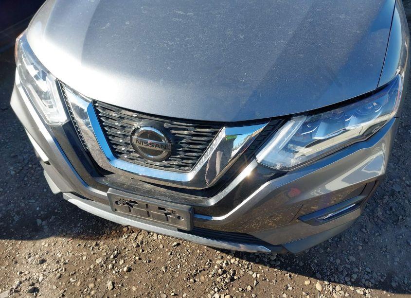 Photo 6 of 2018 Nissan Rogue SL (VIN JN8AT2MVXJW303982)