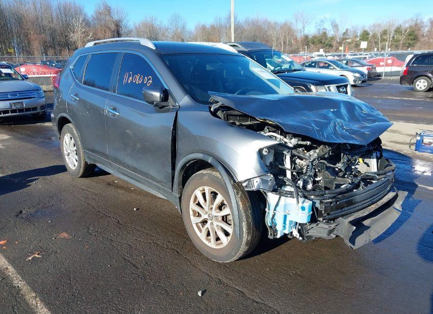 2018 Nissan Rogue SV (VIN JN8AT2MVXJW312617) main photo