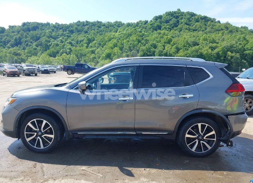 Photo 14 of 2018 Nissan Rogue SL (VIN JN8AT2MVXJW327831)