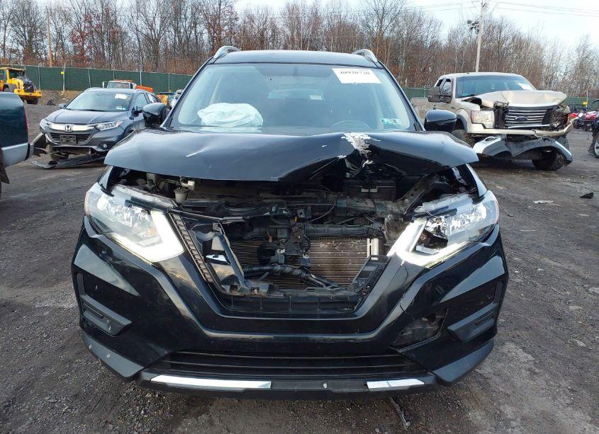 Photo 12 of 2018 Nissan Rogue SV (VIN JN8AT2MVXJW344175)