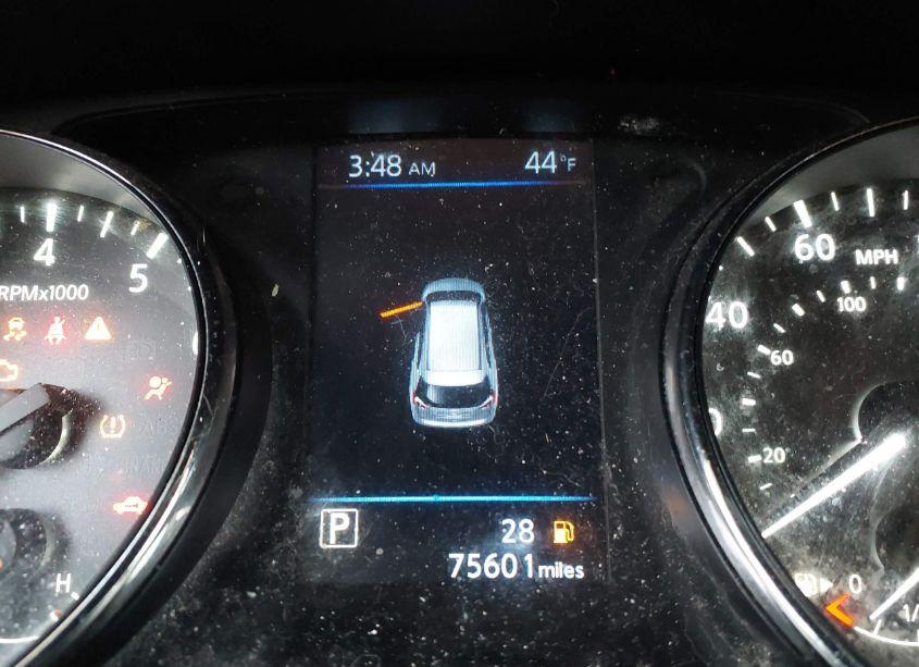 Photo 15 of 2018 Nissan Rogue SV (VIN JN8AT2MVXJW344175)