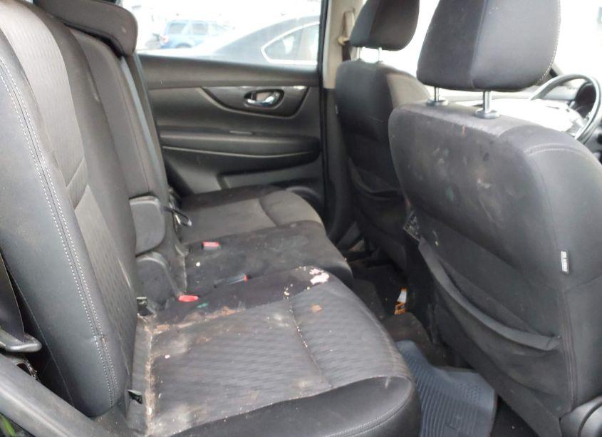 Photo 8 of 2018 Nissan Rogue SV (VIN JN8AT2MVXJW344175)