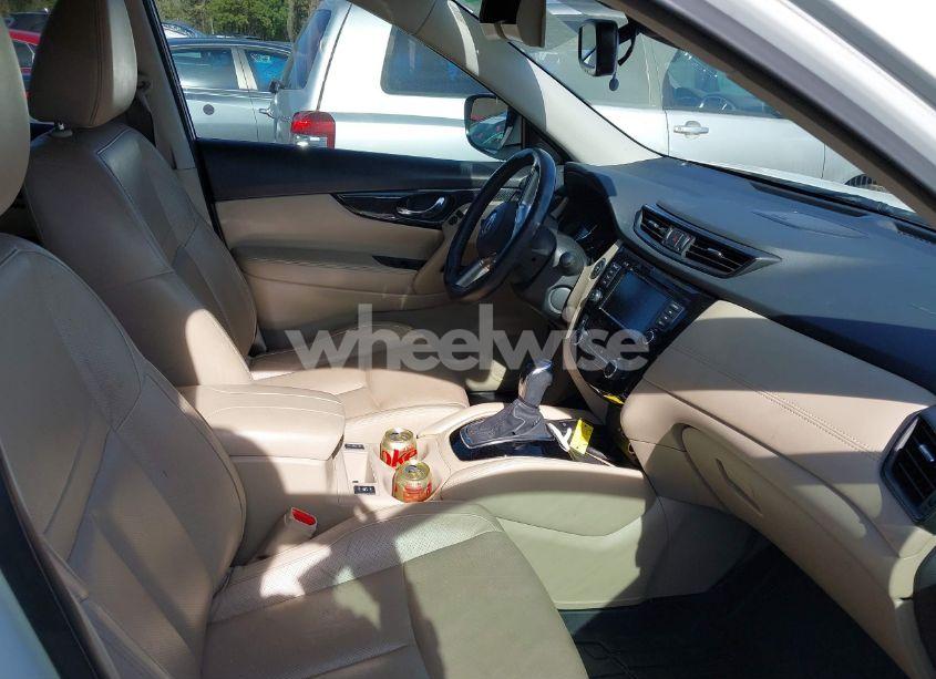 Photo 5 of 2018 Nissan Rogue SL (VIN JN8AT2MVXJW346167)