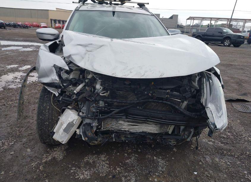 Photo 12 of 2018 Nissan Rogue SV (VIN JN8AT2MVXJW353166)