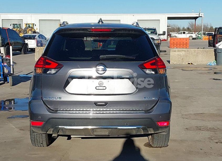 Photo 17 of 2019 Nissan Rogue SV (VIN JN8AT2MVXKW376528)