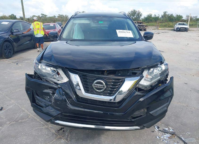 Photo 12 of 2019 Nissan Rogue SV (VIN JN8AT2MVXKW377923)