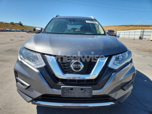 Photo 2 of 2019 NISSAN ROGUE S (VIN JN8AT2MVXKW394219)