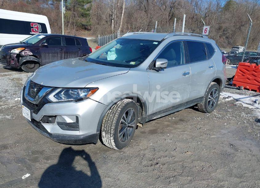 Photo 2 of 2020 Nissan Rogue SV INTELLIGENT AWD (VIN JN8AT2MVXLW106443)