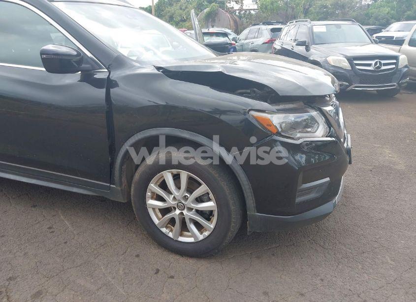 Photo 6 of 2020 Nissan Rogue SV INTELLIGENT AWD (VIN JN8AT2MVXLW109696)