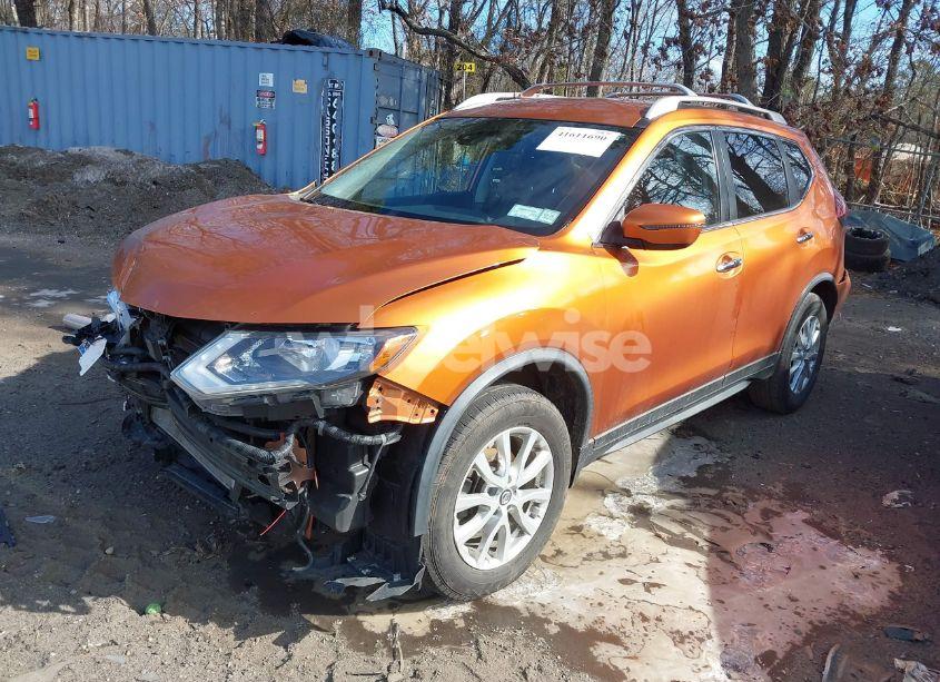 Photo 2 of 2020 Nissan Rogue SV INTELLIGENT AWD (VIN JN8AT2MVXLW111657)