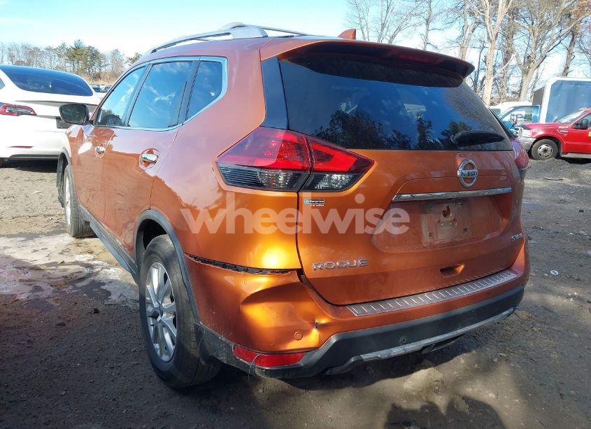 Photo 3 of 2020 Nissan Rogue SV INTELLIGENT AWD (VIN JN8AT2MVXLW111657)