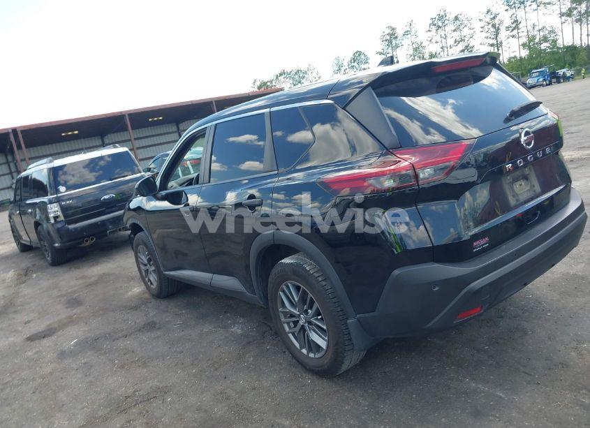 Photo 3 of 2021 Nissan Rogue S FWD (VIN JN8AT3AA2MW002456)