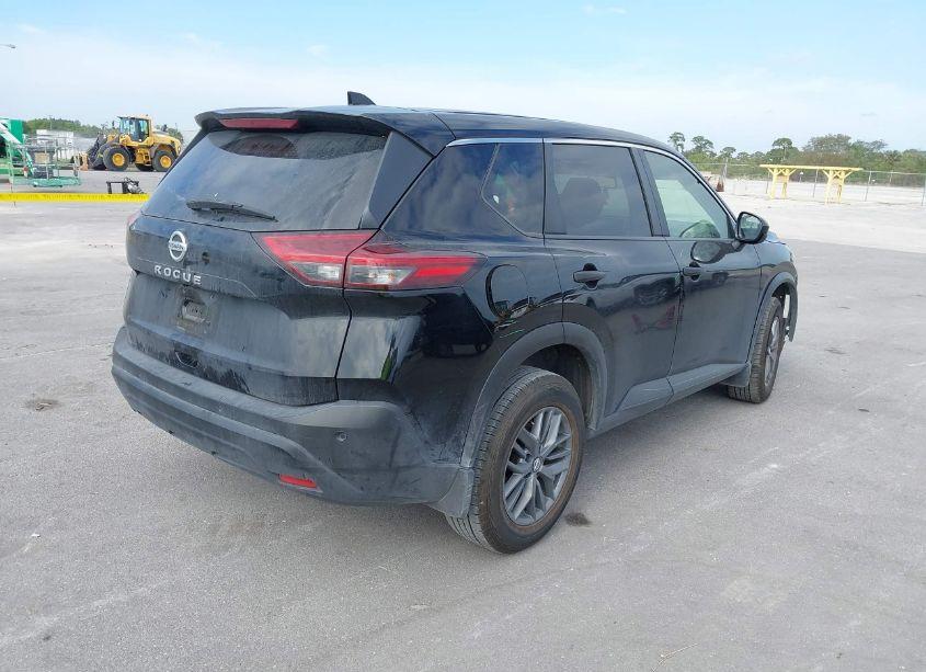 Photo 4 of 2021 Nissan Rogue S FWD (VIN JN8AT3AA4MW005794)