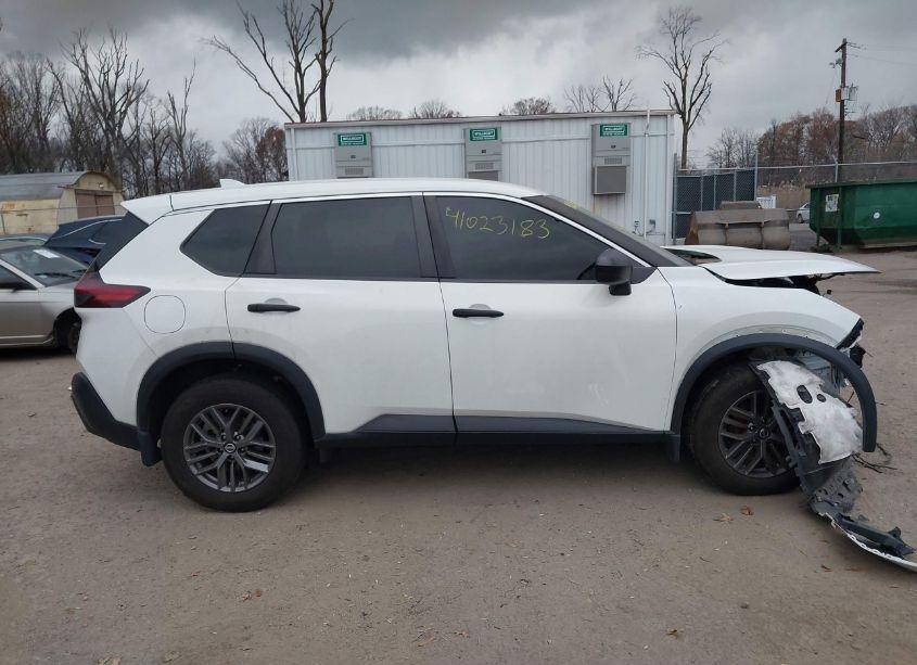 Photo 13 of 2021 Nissan Rogue S FWD (VIN JN8AT3AA8MW015406)