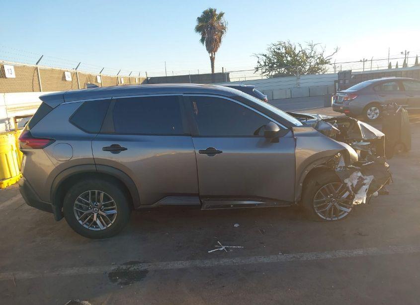 Photo 13 of 2021 Nissan Rogue S FWD (VIN JN8AT3AA9MW013681)