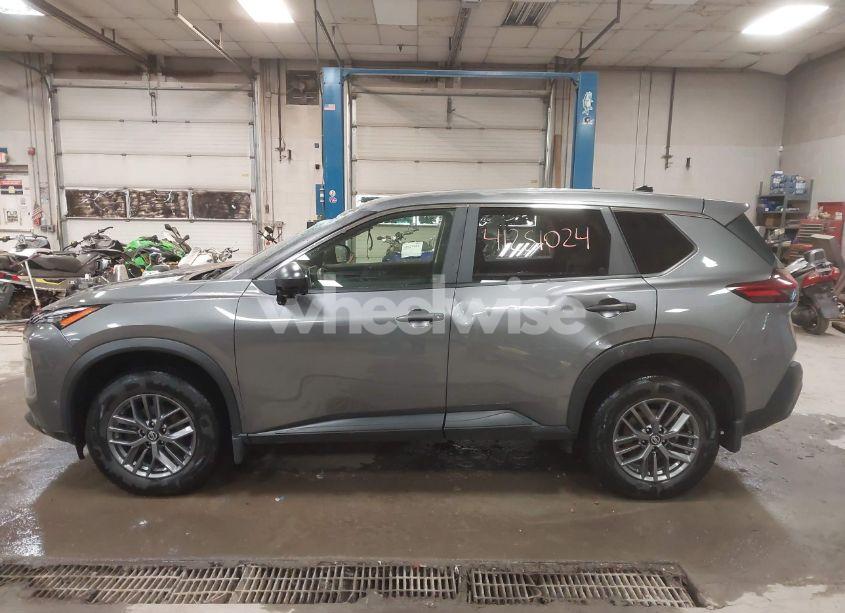 Photo 14 of 2021 Nissan Rogue S INTELLIGENT AWD (VIN JN8AT3AB2MW203704)